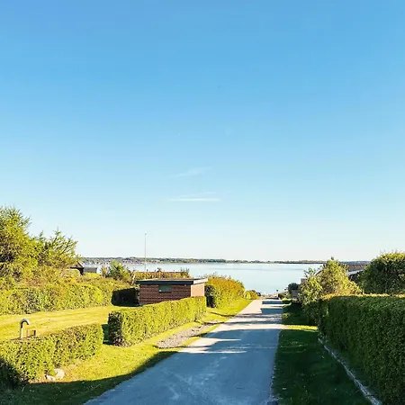 4 Bedroom Beautiful In Ebeltoft