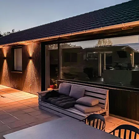 4 Bedroom Beautiful In * Ebeltoft